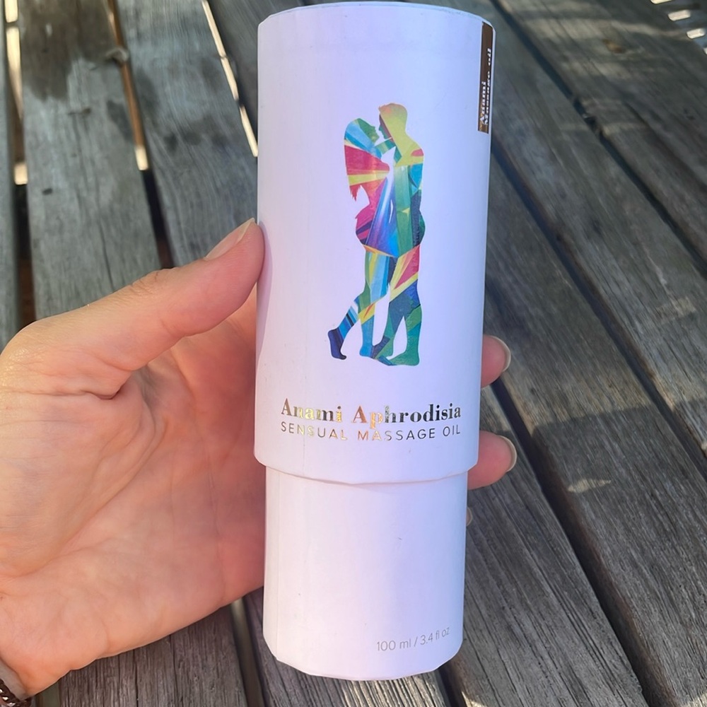 Kim Anami aphrodisia sensual massage oil
